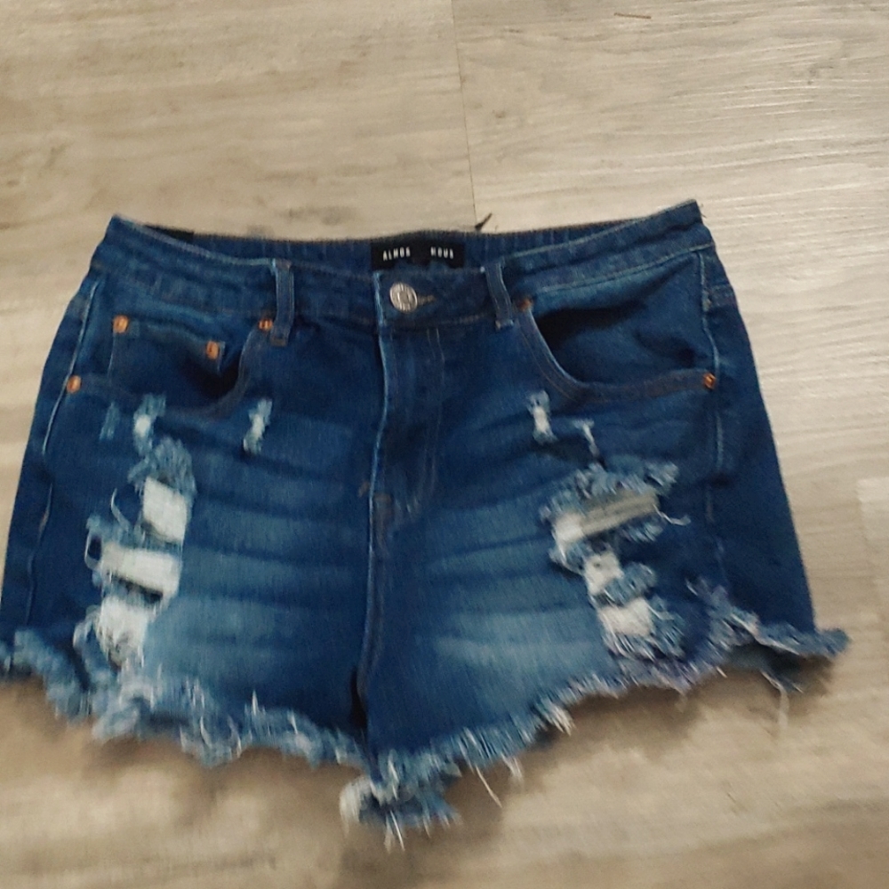 Almost famous shorts